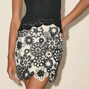 Lulu's Black Floral Lace Mini Skirt